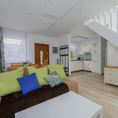 Marina Nad Morzem * Jarosławiec