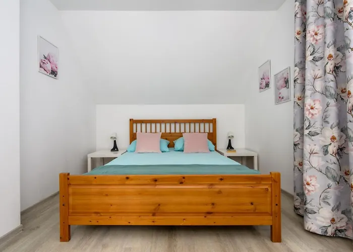 Marina Nad Morzem Jarosławiec